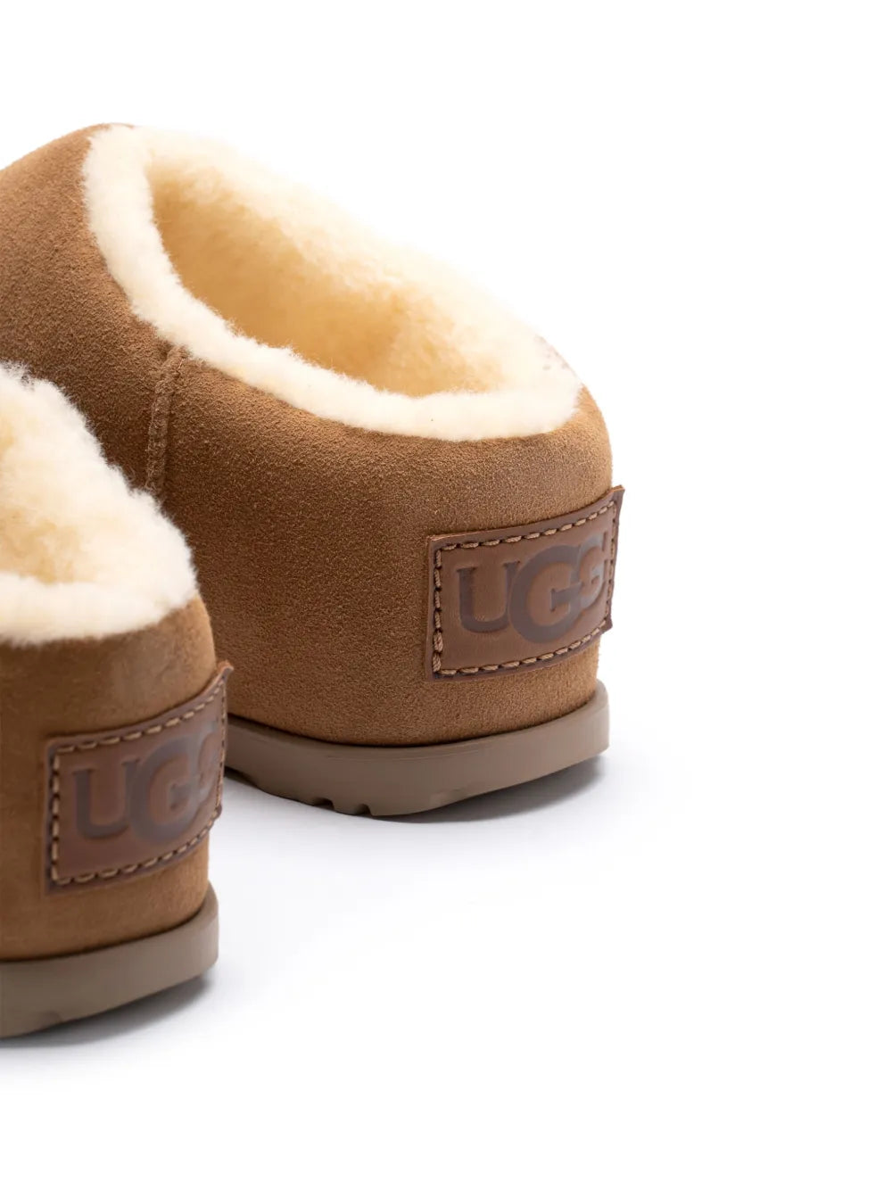UGG Pumped Slides ‘Chestnut’
